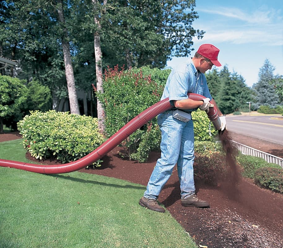 Mulch Installation Services in Nokesville, TX